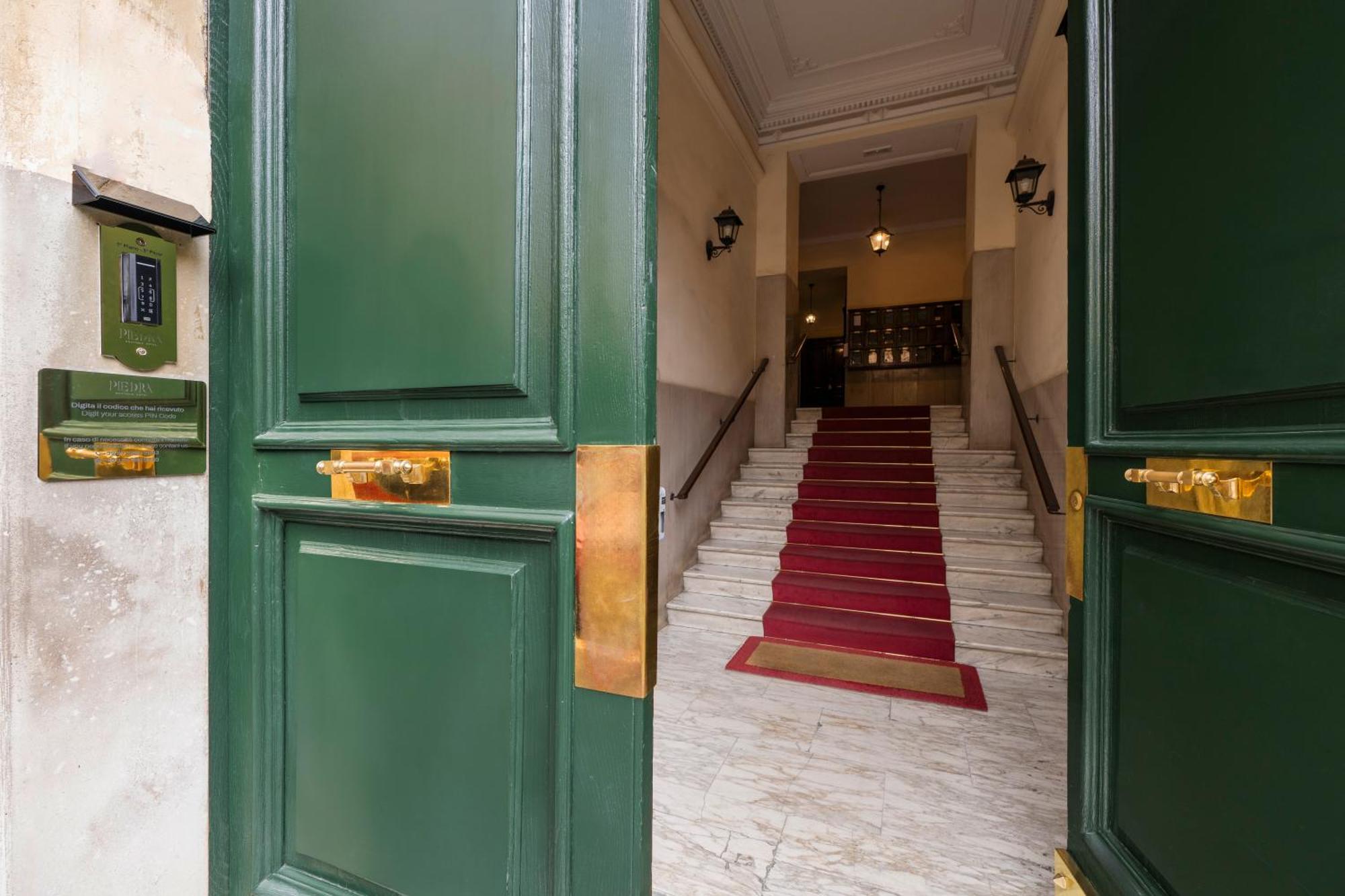 Boutique Hotel Piedra Rome City Centre エクステリア 写真